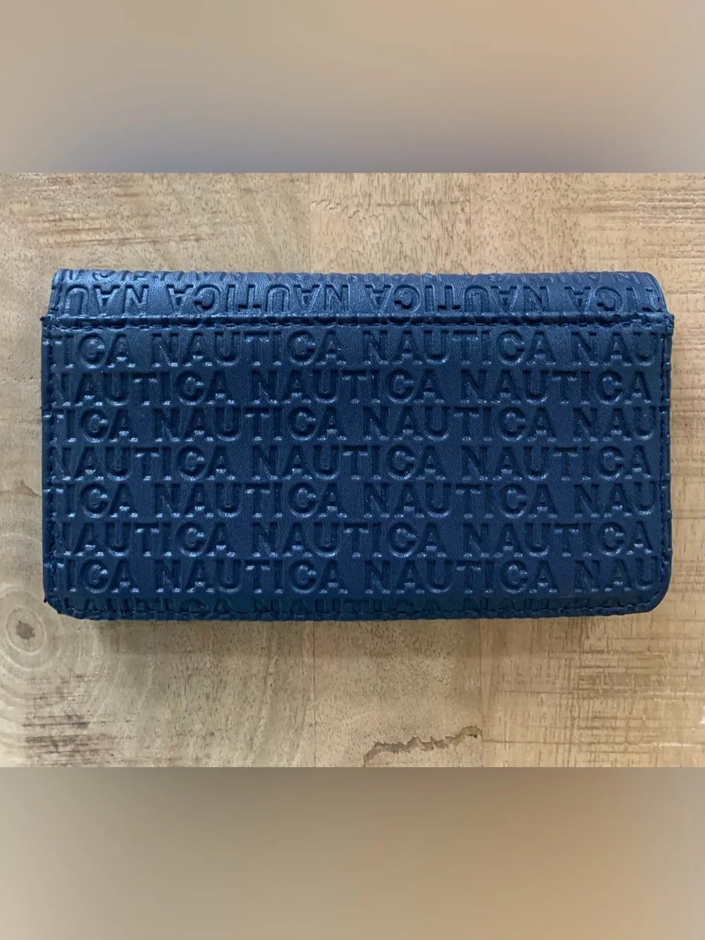 Nautica Men's Navy Embossed Wallet Card Holder like new